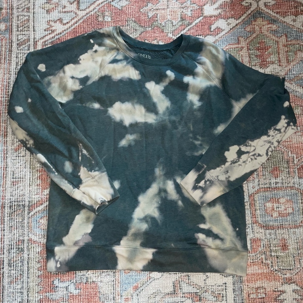 BLEACHED TIE-DYE crewneck